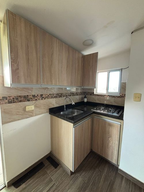 Casa de 5 alcobas en venta en Ricaurte, 266 m² · foto 24 de 24