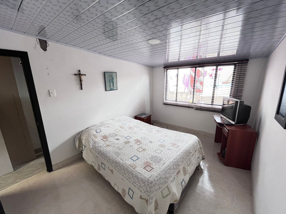 Casa en venta en Centro Comercial Titán Plaza, Bogotá · foto 15 de 24