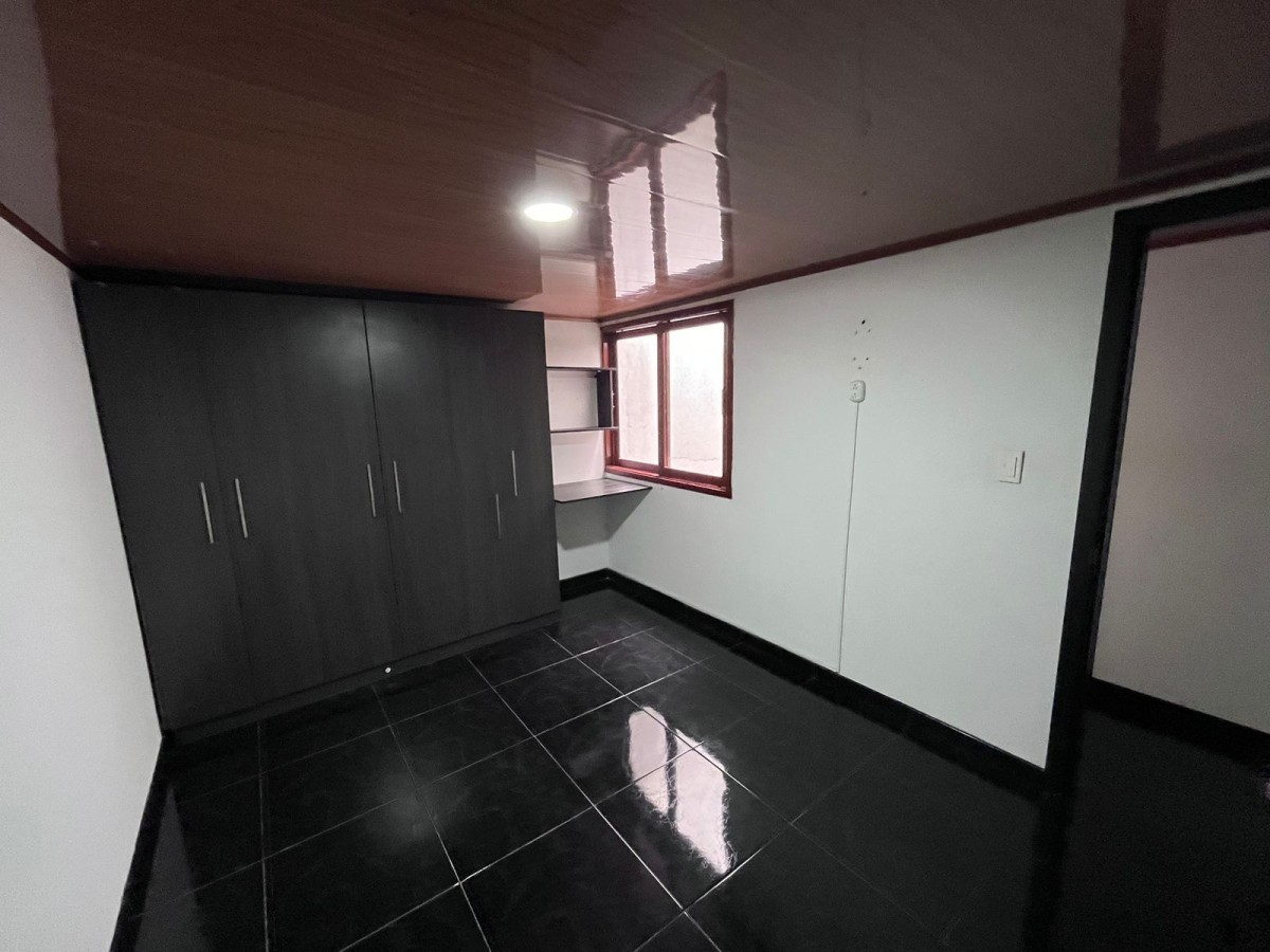 Casa en venta en Centro Comercial Titán Plaza, Bogotá · foto 19 de 24
