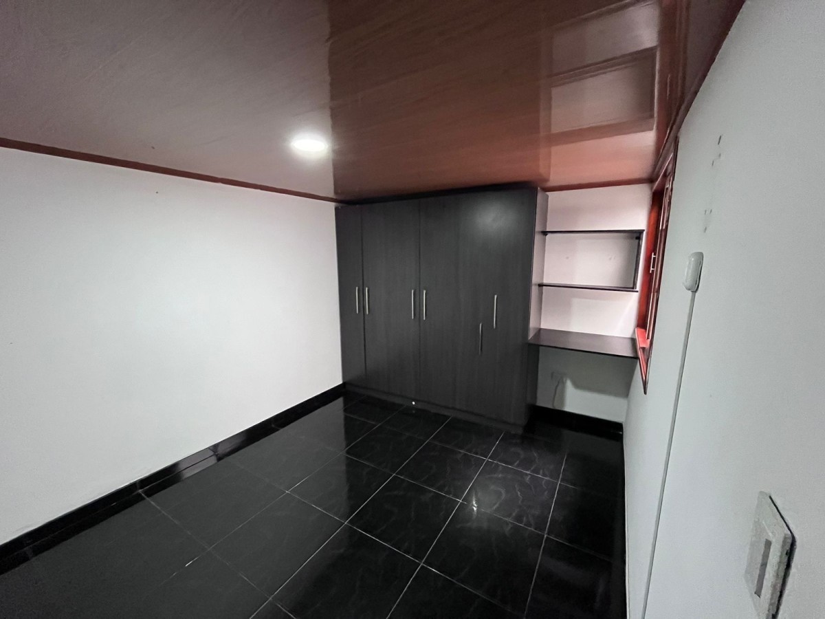 Casa en venta en Centro Comercial Titán Plaza, Bogotá · foto 22 de 24