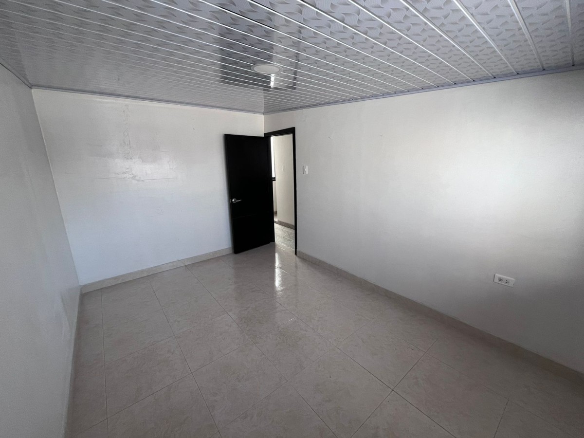 Casa en venta en Centro Comercial Titán Plaza, Bogotá · foto 23 de 24