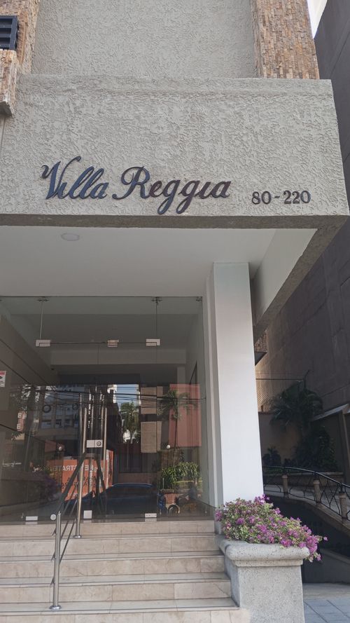 Apartamento de 4 alcobas en venta en Altos Del Prado, Barranquilla, 238 m² · foto 2 de 16