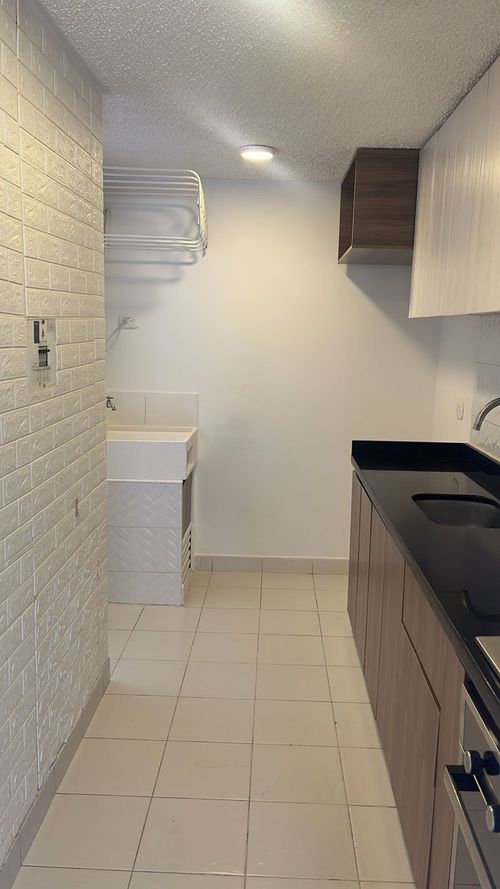 Apartamento de 3 alcobas en venta en La Esperanza, Zipaquirá, 66 m² · foto 2 de 14