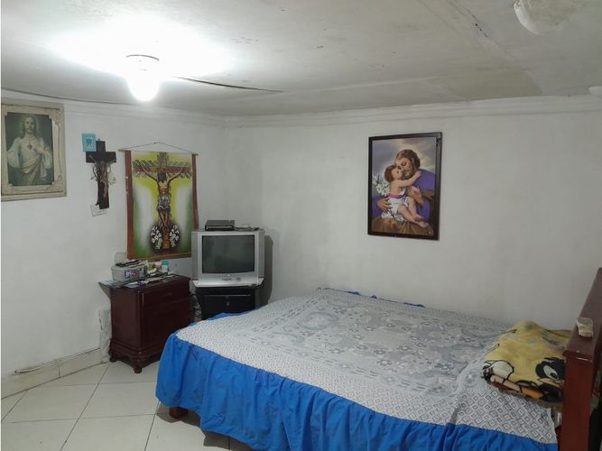 Casa de 5 alcobas en venta en Centro, Medellín, 121 m² · foto 8 de 23