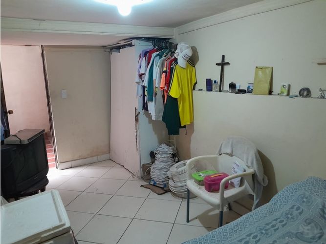 Casa de 5 alcobas en venta en Centro, Medellín, 121 m² · foto 12 de 23