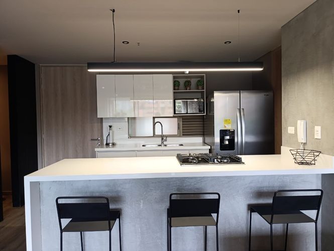 Apartamento de 2 alcobas en venta en El Poblado, Medellín, 90 m² · foto 5 de 15