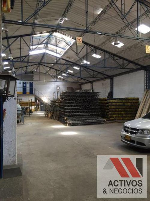Bodega en venta en Belén San Bernardo, Medellín, 650 m² · foto 5 de 7