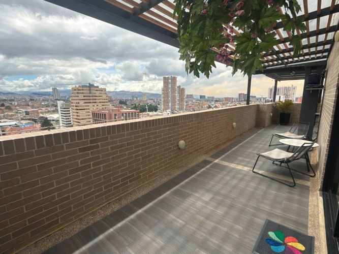 Apartamento de 4 alcobas en venta en Teusaquillo, Bogotá, 166 m² · foto 22 de 24