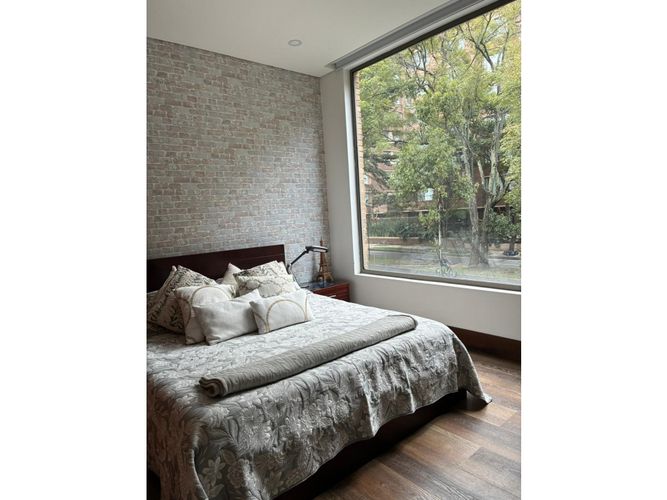 Apartamento de 5 alcobas en venta en Chico Norte, Bogotá, 430 m² · foto 11 de 12