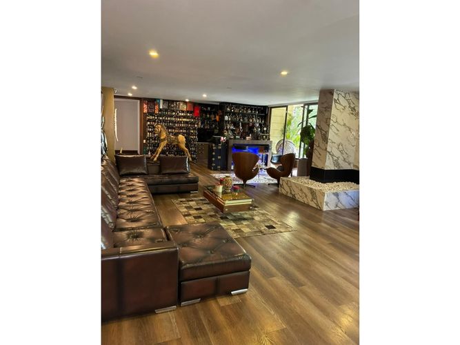 Apartamento de 5 alcobas en venta en Chico Norte, Bogotá, 430 m² · foto 12 de 12