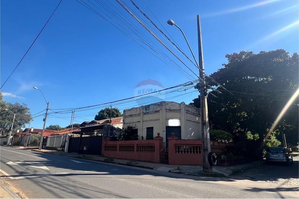 Terreno en Venta en el Exclusivo Barrio Mariscal Estigarribia — foto 3