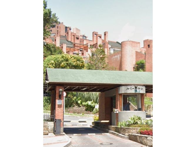 Apartamento de 4 alcobas en venta en Montearroyo, Bogotá, 283 m² · foto 4 de 4