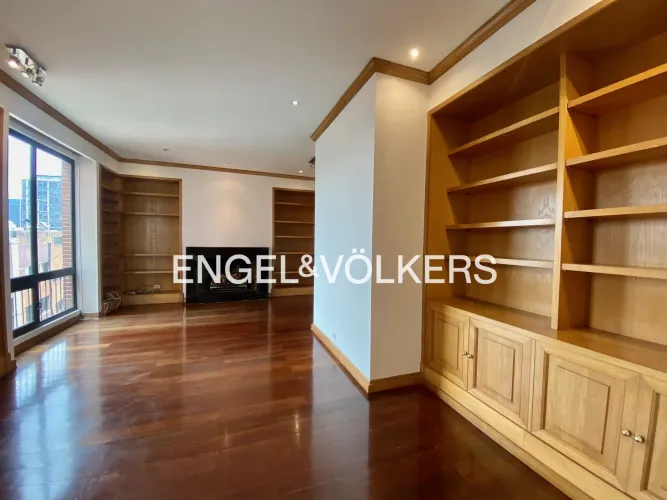 Apartamento de 4 alcobas en arriendo en Los Rosales, Bogotá, 480 m² · foto 4 de 19