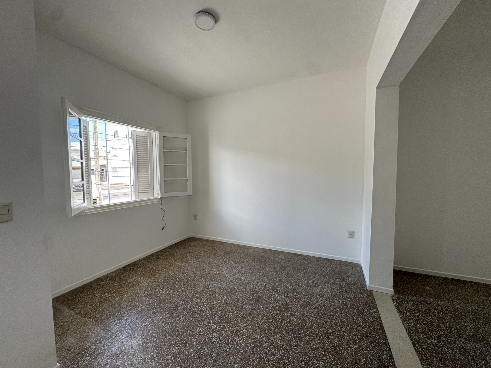 Alquiler casa PB 1 dormitorio al frente 80M2 2 patios Parque Batlle