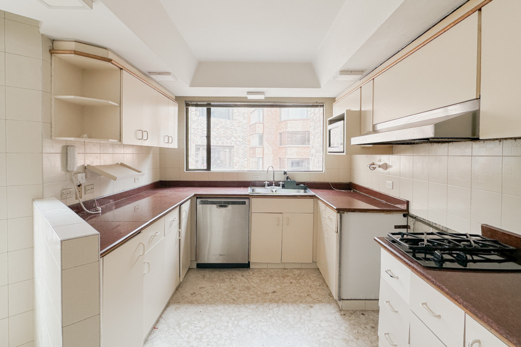 Apartamento en venta en Los Rosales, Bogotá · foto 5 de 24