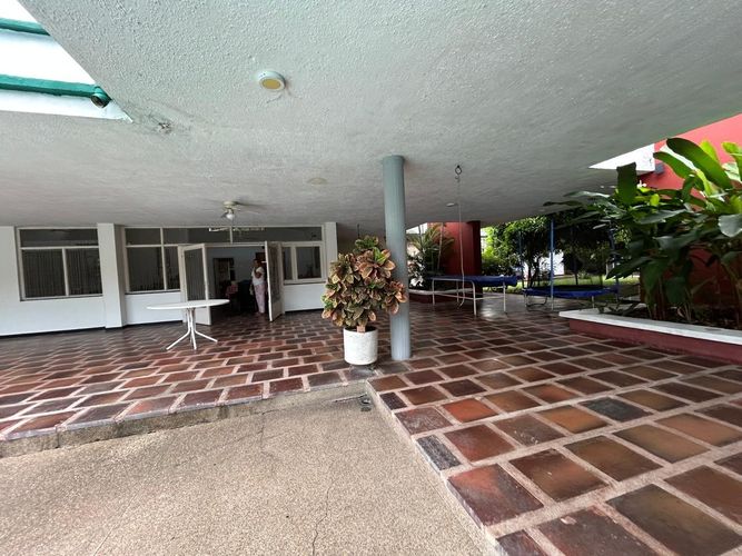 Casa de 6 alcobas en venta en Girardot, Ricaurte, 800 m² · foto 2 de 17