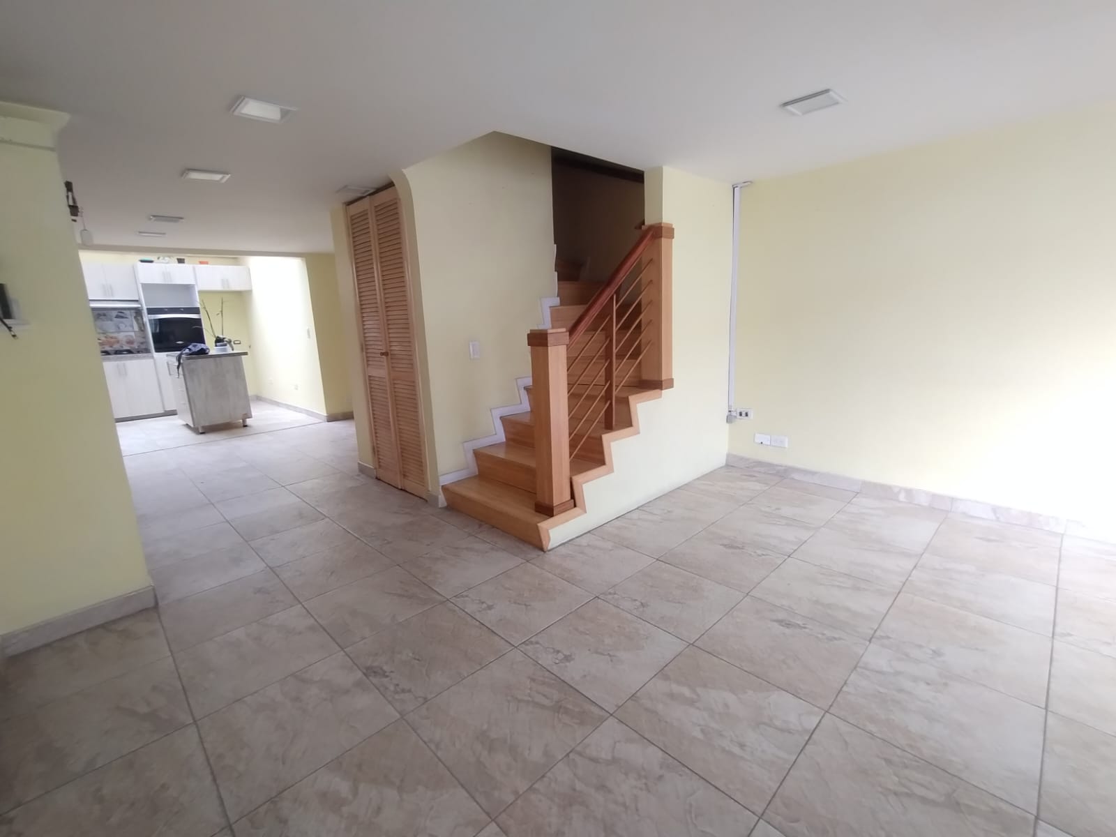 Casa en venta en Villa Mayor, Bogotá · foto 3 de 17