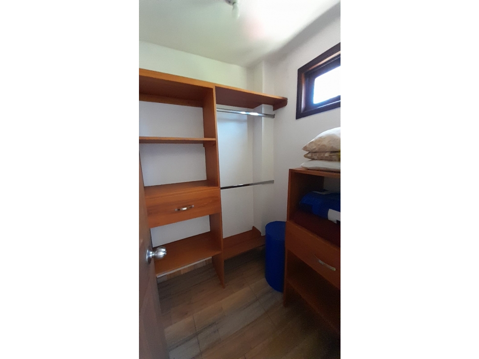 Casa de 7 alcobas en venta en El Carmen De Viboral, El Carmen de Viboral, 280 m² · foto 3 de 24