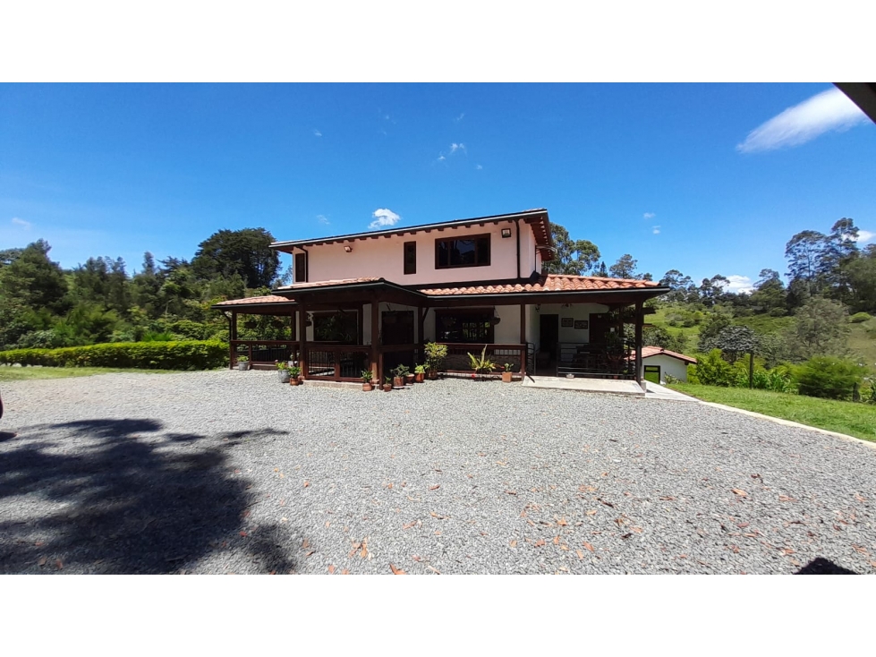 Casa de 7 alcobas en venta en El Carmen De Viboral, El Carmen de Viboral, 280 m² · foto 24 de 24