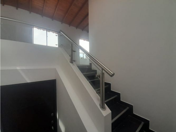Apartamento de 3 alcobas en venta en Cristo Rey, Medellín, 115 m² · foto 13 de 23