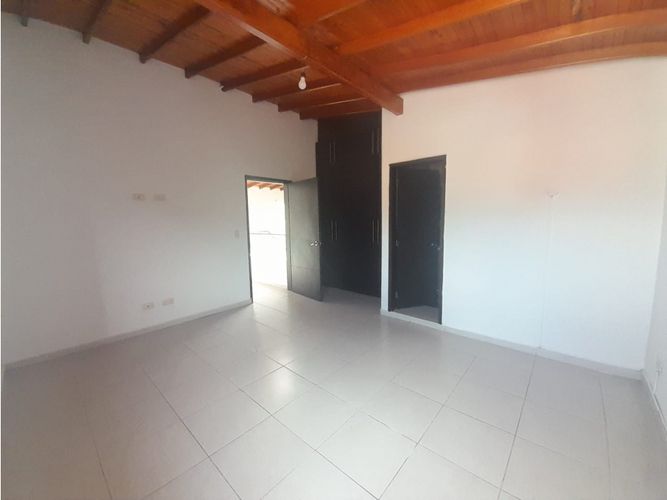 Apartamento de 3 alcobas en venta en Cristo Rey, Medellín, 115 m² · foto 15 de 23
