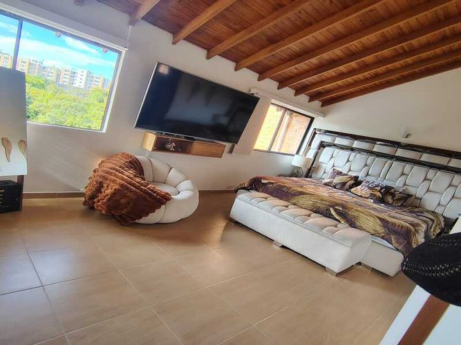 Casa de 3 alcobas en arriendo en La Macarena, Rionegro, 270 m² · foto 17 de 24