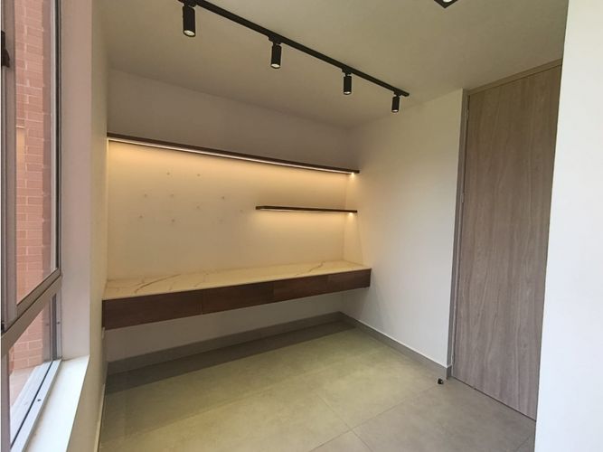 Apartamento en venta en Rodeo Alto, Medellín · foto 17 de 24