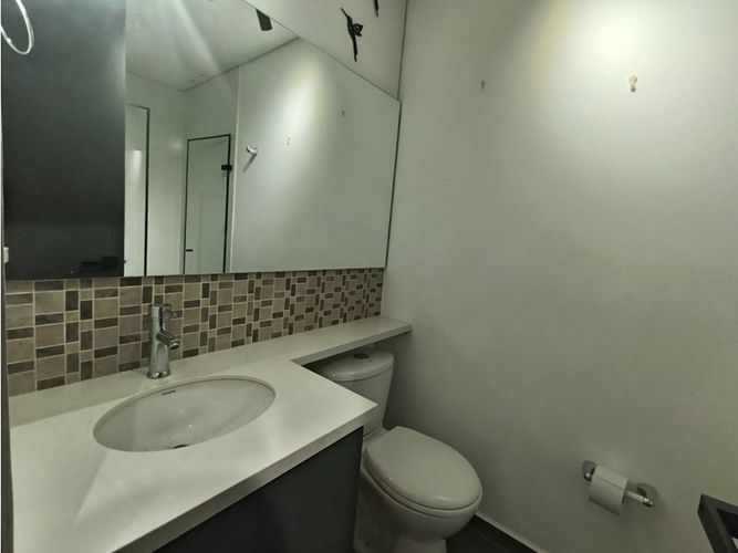 Apartamento en venta en Rodeo Alto, Medellín · foto 18 de 24