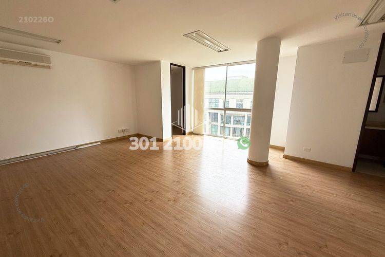Oficina en arriendo en Los Balsos, Medellín, 74 m² · foto 11 de 12