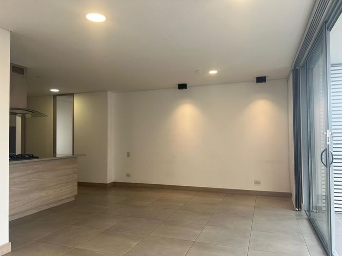 Apartamento de 2 alcobas en arriendo en Cumbres, Envigado, 87 m² · foto 5 de 15