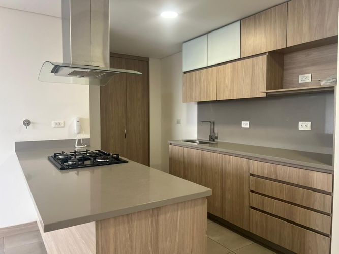 Apartamento de 2 alcobas en arriendo en Cumbres, Envigado, 87 m² · foto 7 de 15