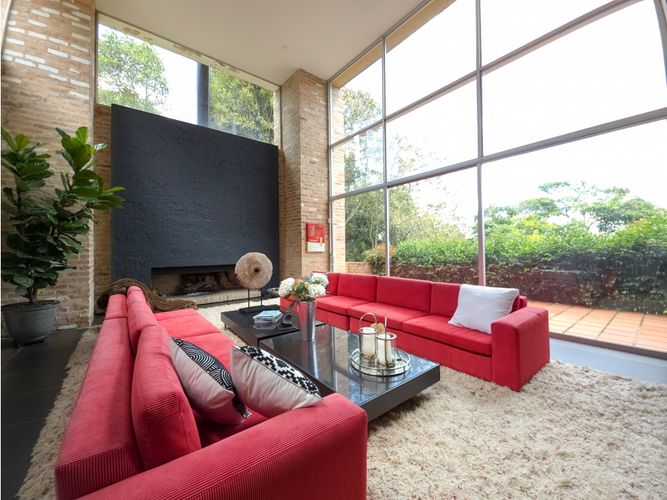 Casa de 3 alcobas en venta en Fusca, Chía, 450 m² · foto 2 de 24