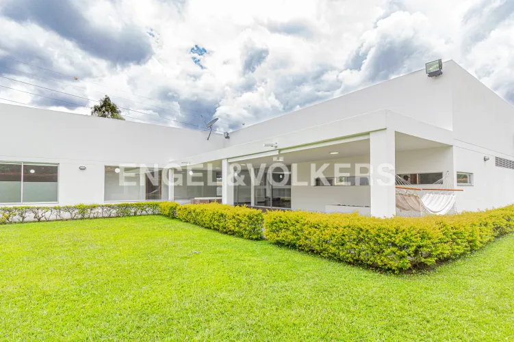 Casa de 4 alcobas en venta en Llano Grande, Rionegro, 350 m² · foto 14 de 18