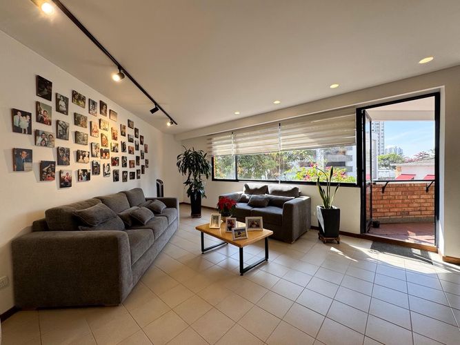 Apartamento de 3 alcobas en venta en Sotomayor, Bucaramanga, 124 m² · foto 2 de 24