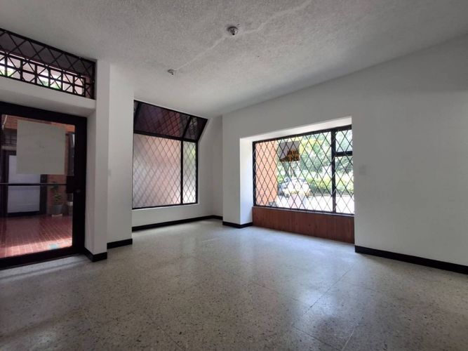 Local en arriendo en Pance, Cali, 47 m² · foto 2 de 12