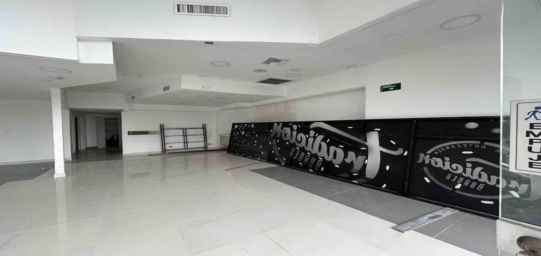 Local en arriendo en Pinares, Pereira, 105 m² · foto 3 de 18