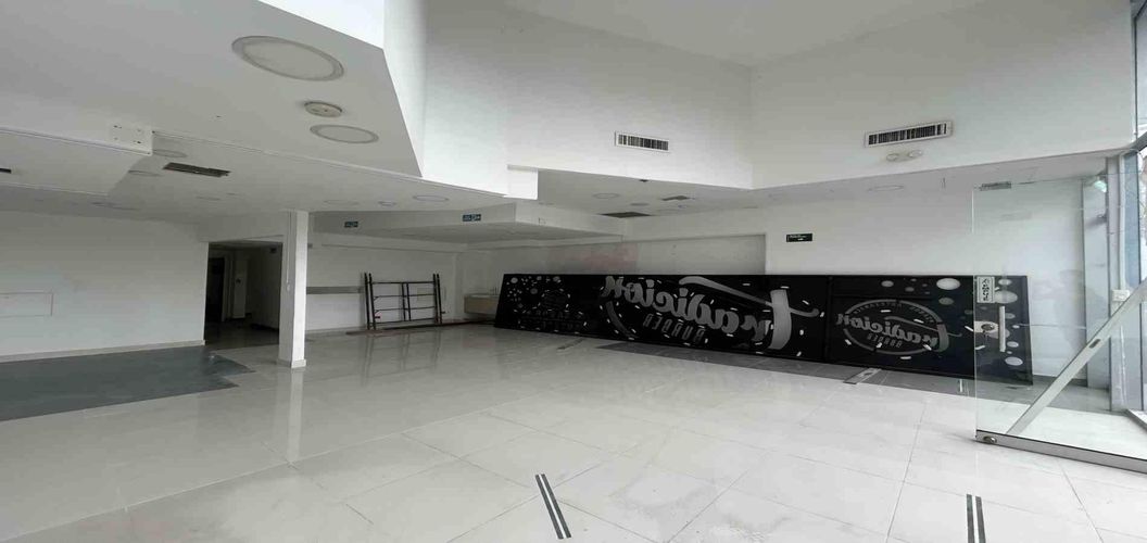 Local en arriendo en Pinares, Pereira, 105 m² · foto 6 de 18