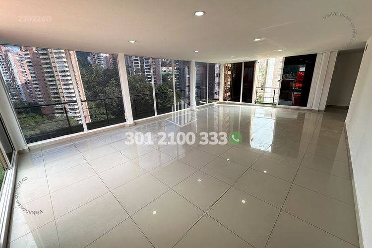 Oficina en arriendo en El Tesoro, Medellín, 105 m² · foto 4 de 12
