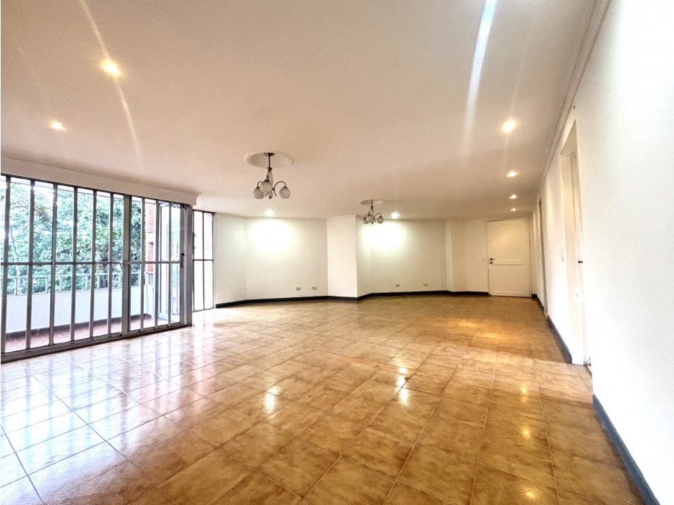 Apartamento en Arriendo en Suramericana, Medellín