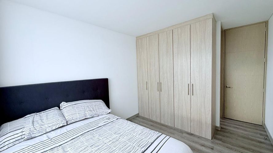 Apartamento de 3 alcobas en venta en San Jose V Sector, Bogotá, 148 m² · foto 16 de 24