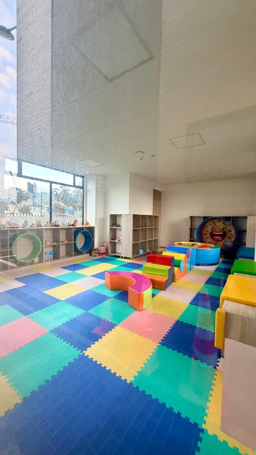 Apartamento de 3 alcobas en venta en San Jose V Sector, Bogotá, 148 m² · foto 24 de 24