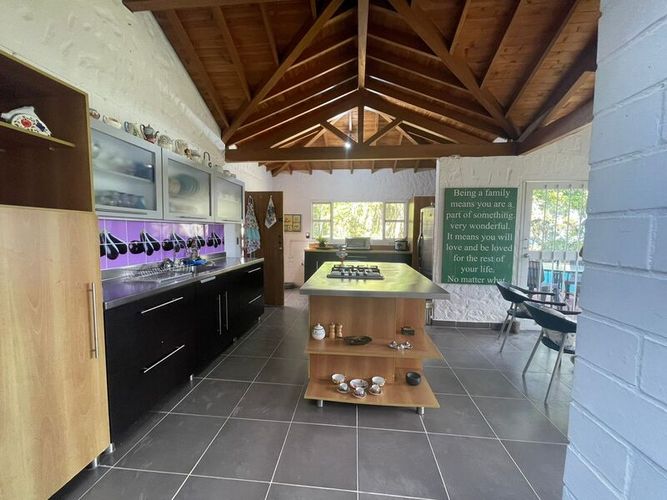 Finca en arriendo en Zarzal La Luz, Copacabana, 350 m² · foto 4 de 9