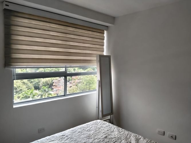 Apartamento de 2 alcobas en venta en El Poblado, Medellín, 98 m² · foto 14 de 18