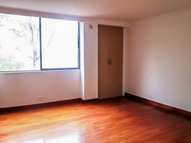 Casa en arriendo en El Poblado, Medellín · foto 7 de 17