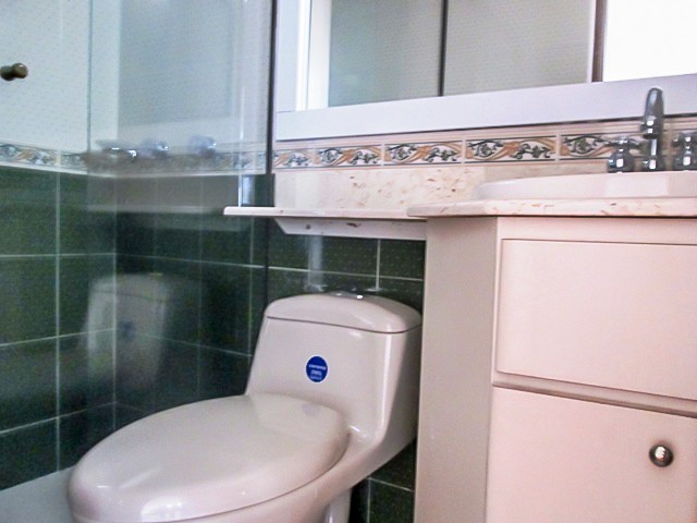Casa en arriendo en El Poblado, Medellín · foto 15 de 17