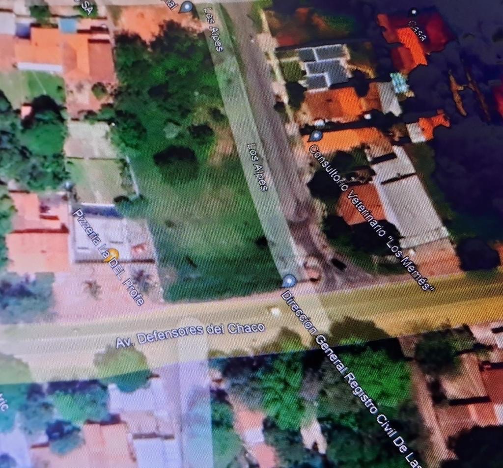 EN ALQUILER TERRENO EN IMPORTANTE ESQUINA, ZONA AVDA. DEFENSORES DEL CHACO — foto 3