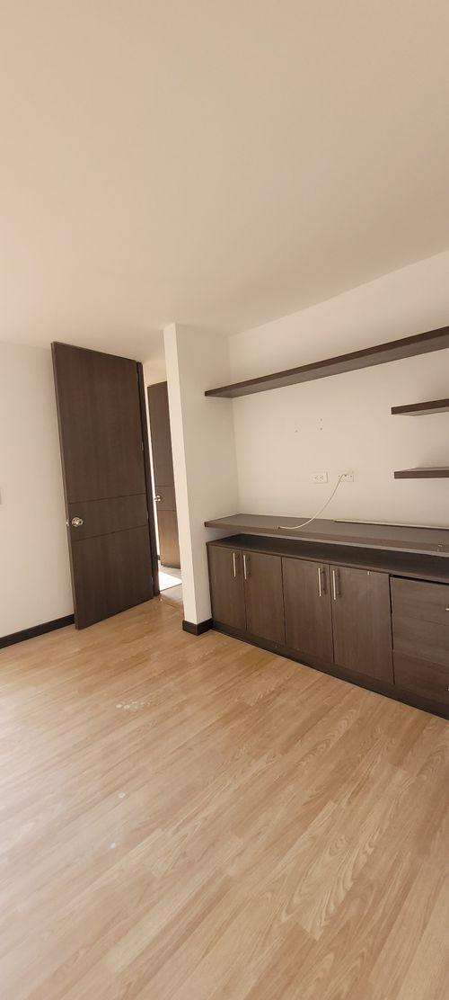 Apartamento de 3 alcobas en venta en La Aurora, Funza, 64 m² · foto 6 de 18