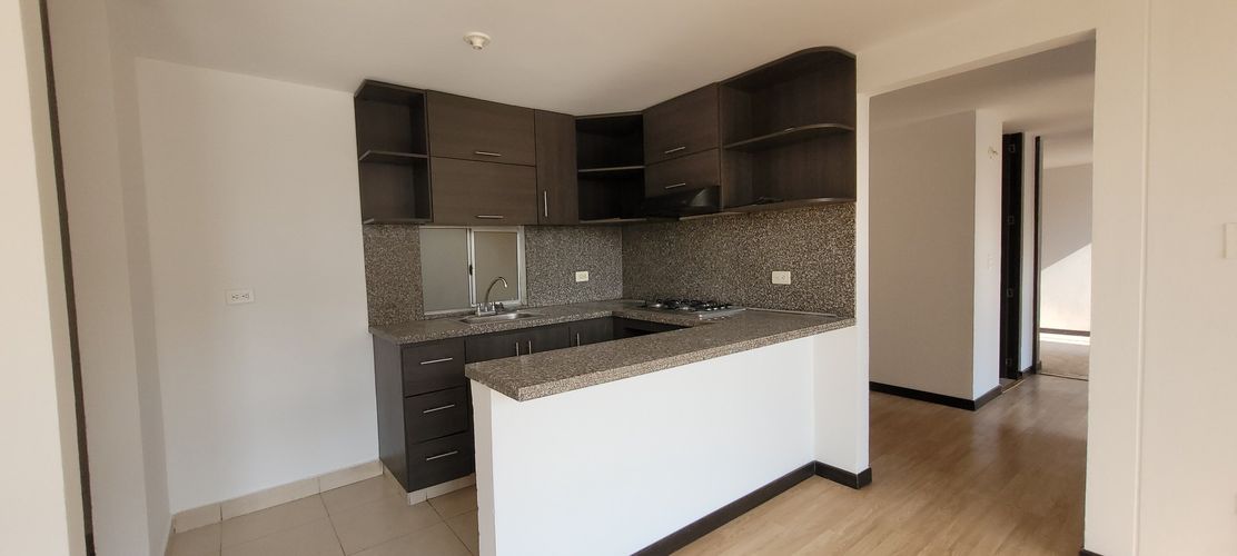 Apartamento de 3 alcobas en venta en La Aurora, Funza, 64 m² · foto 4 de 18