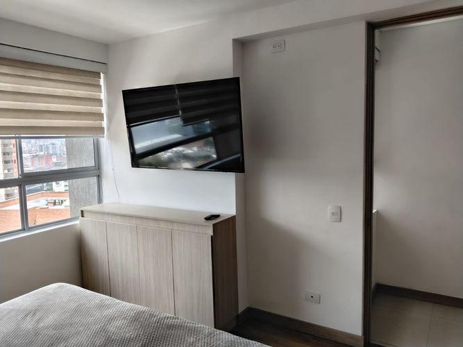Apartamento de 2 alcobas en venta en El Poblado, Medellín, 98 m² · foto 11 de 18