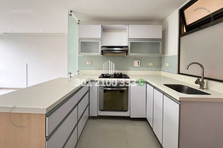 Apartamento de 2 alcobas en arriendo en Altos Del Poblado, Medellín, 80 m² · foto 9 de 24